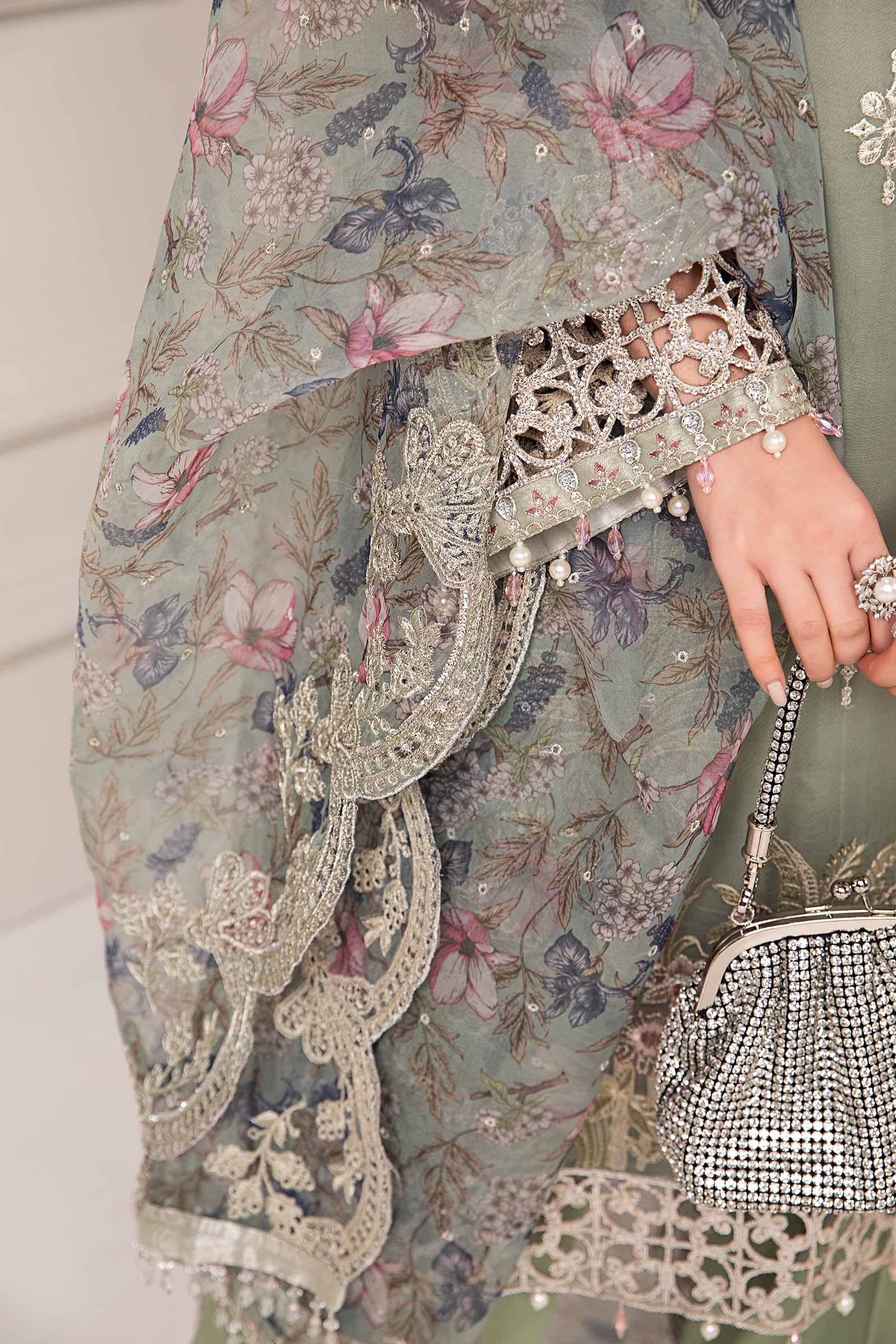 3 Piece Embroidered Organza Suit - Image 4