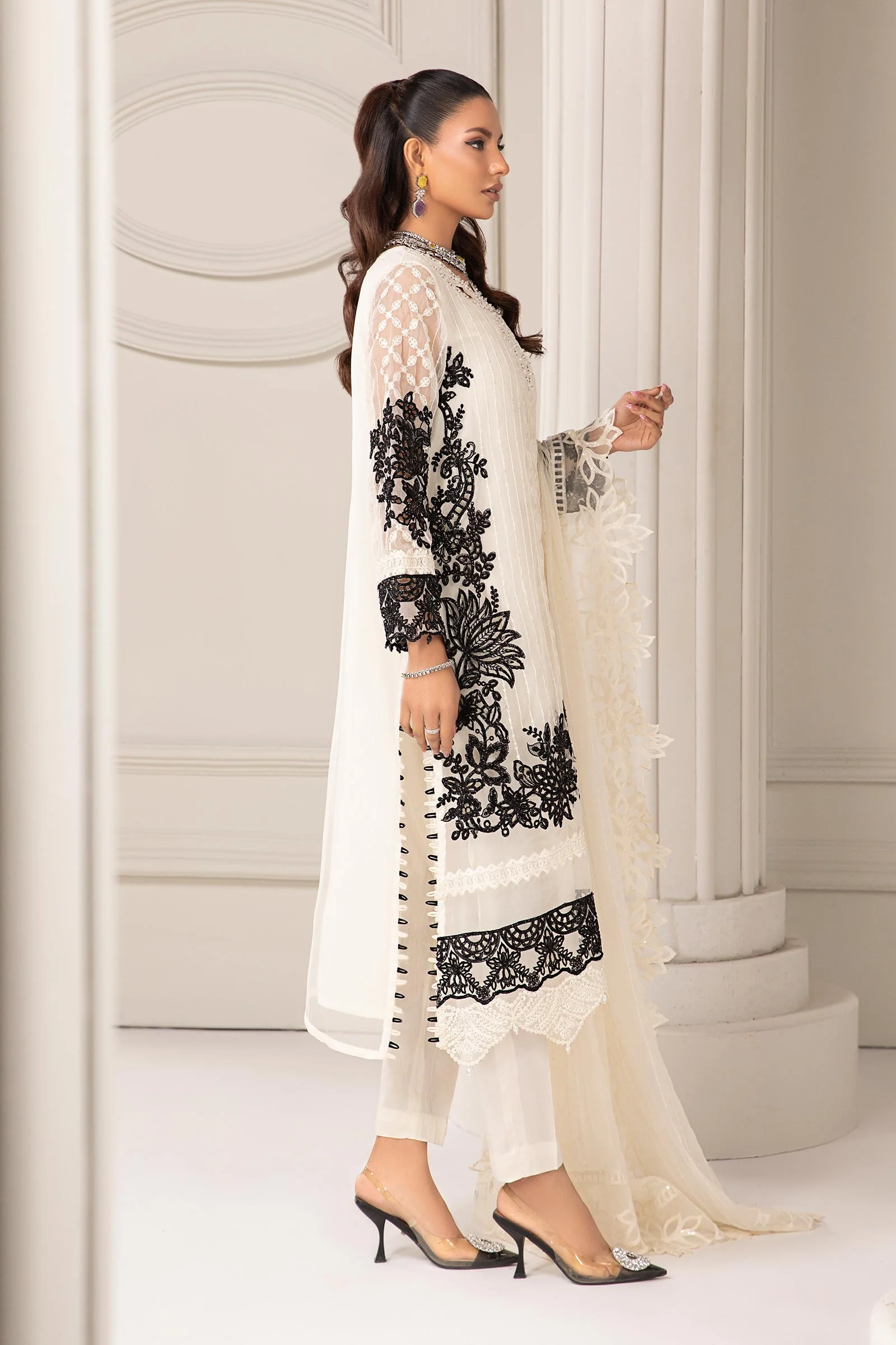 3 Piece Embroidered Organza Suit - Image 6