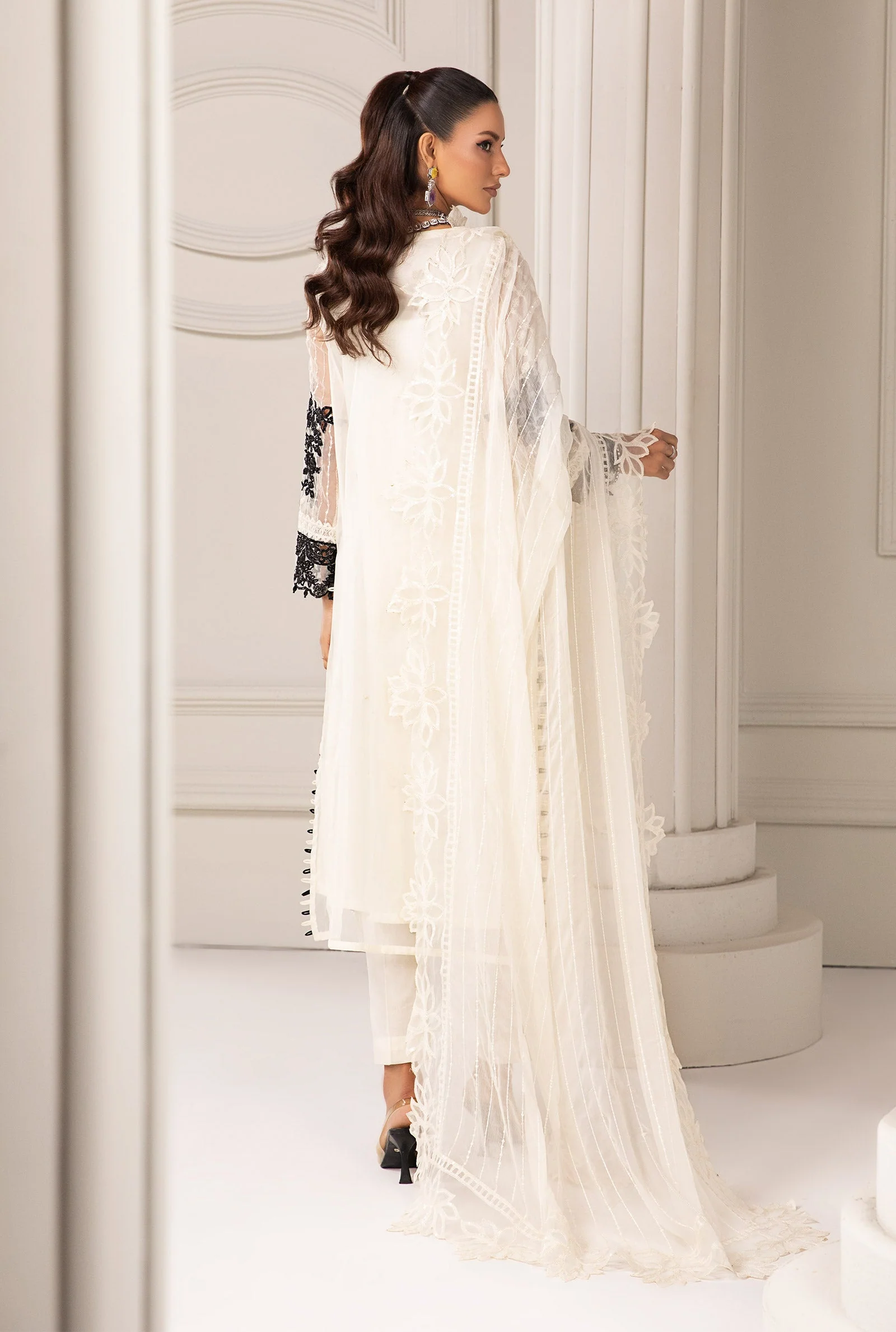 3 Piece Embroidered Organza Suit - Image 8