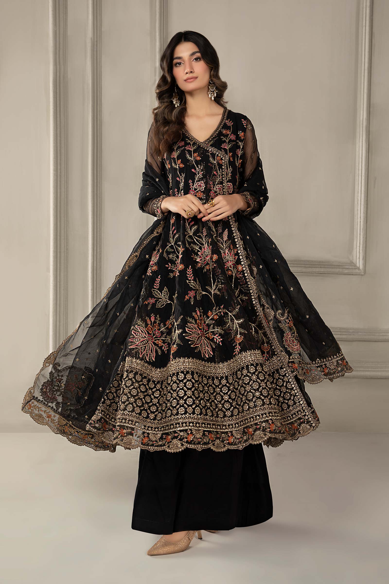 3 Piece Embroidered Organza Suit - Image 5