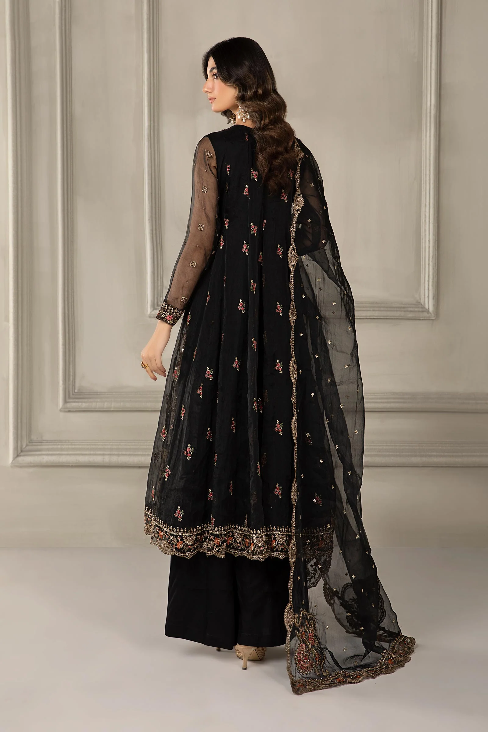 3 Piece Embroidered Organza Suit - Image 7