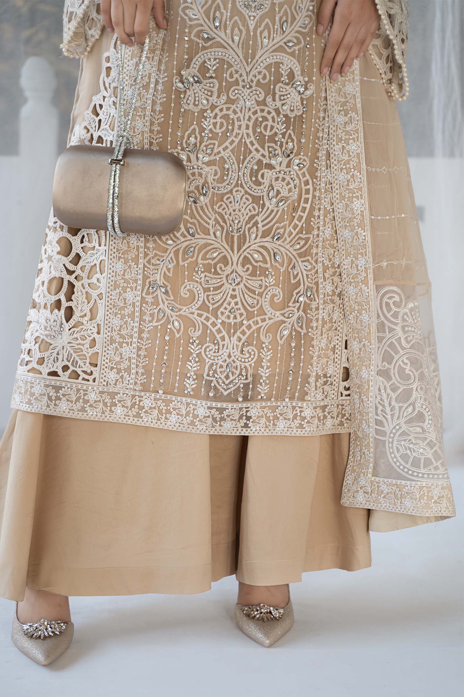 3 Piece Embroidered Chiffon Suit - Image 4