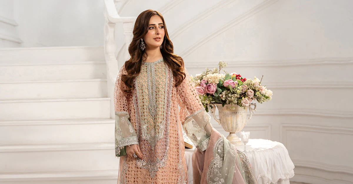 3 Piece Embroidered Organza Suit - Image 12