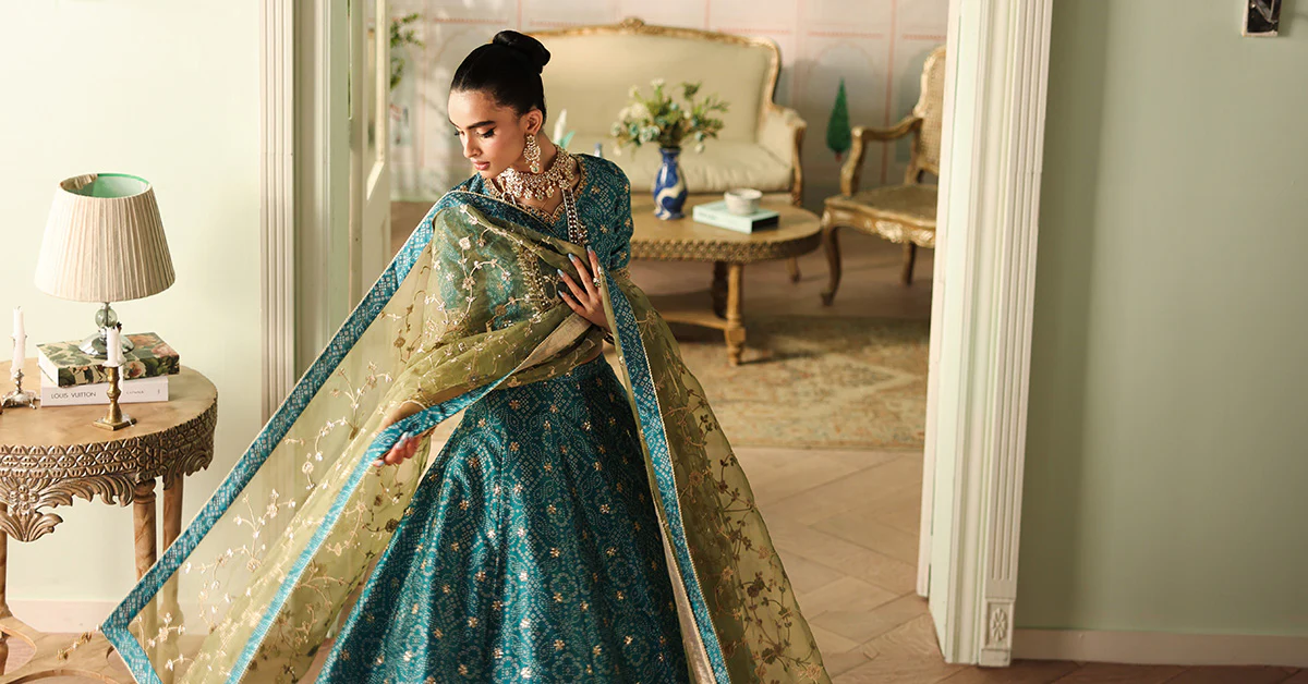 3 Piece Embroidered Raw Silk Suit - Image 8
