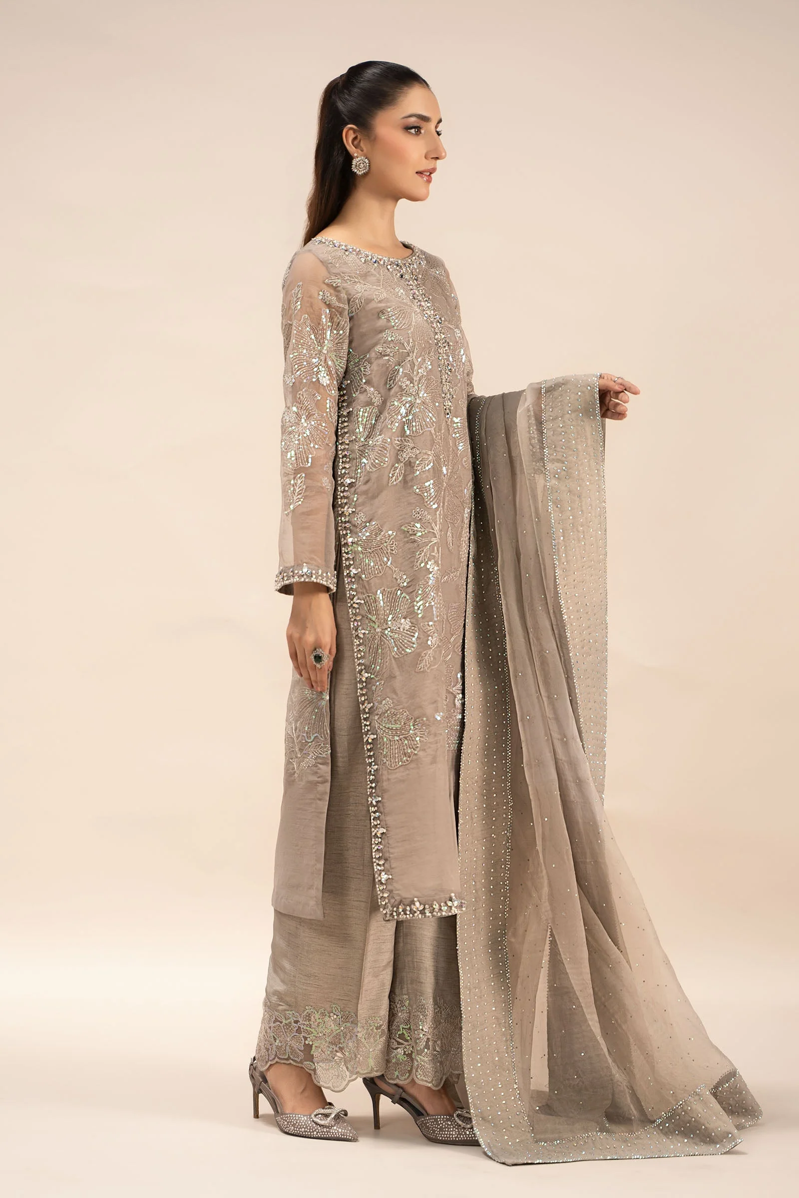 3 Piece Embroidered Organza Suit - Image 12