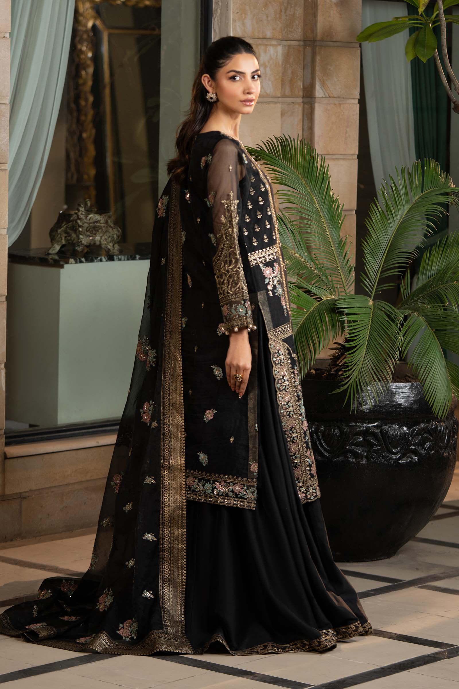 3 Piece Embroidered Organza Suit - Image 6