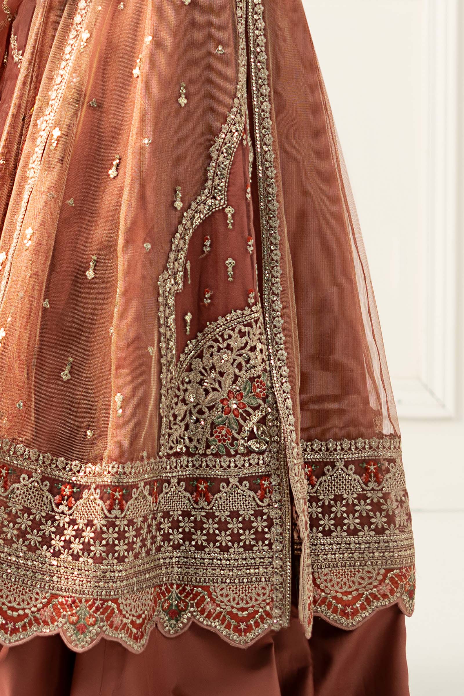 3 Piece Embroidered Zari Net Suit - Image 6