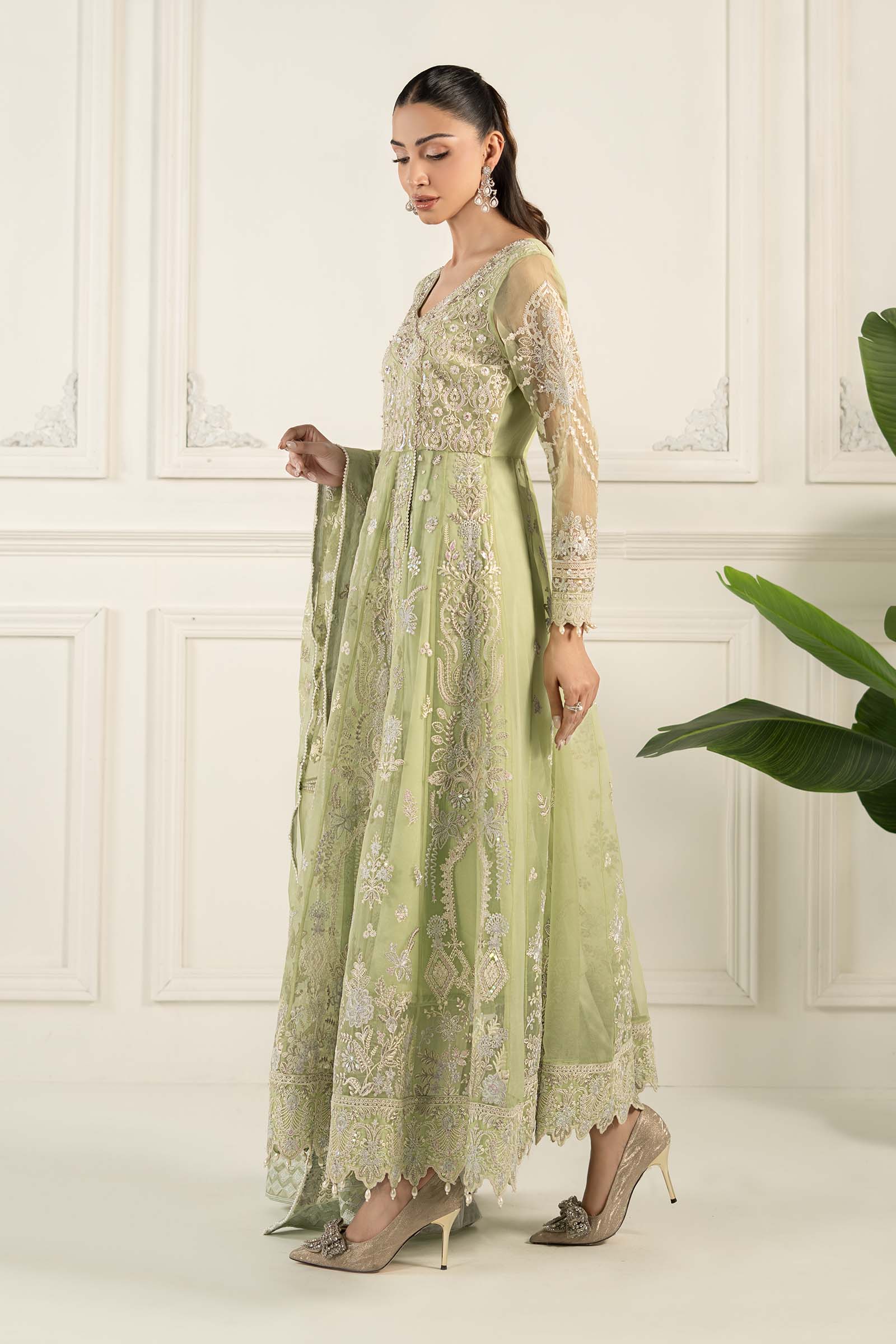 3 Piece Embroidered Organza Suit - Image 4