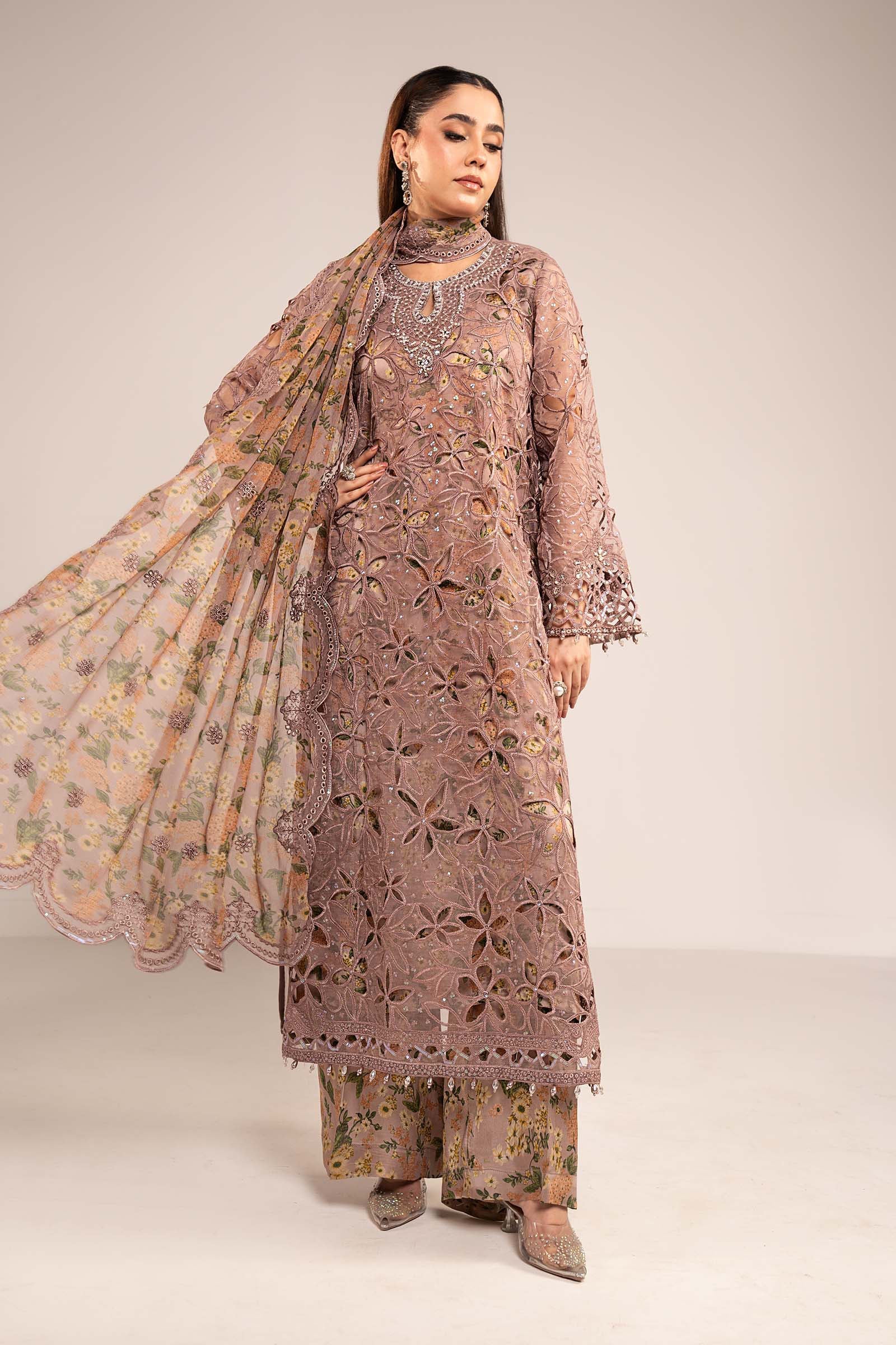 3 Piece Embroidered Organza Suit - Image 6