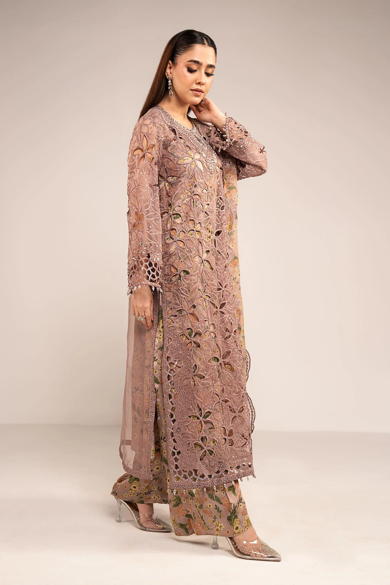 3 Piece Embroidered Organza Suit - Image 7