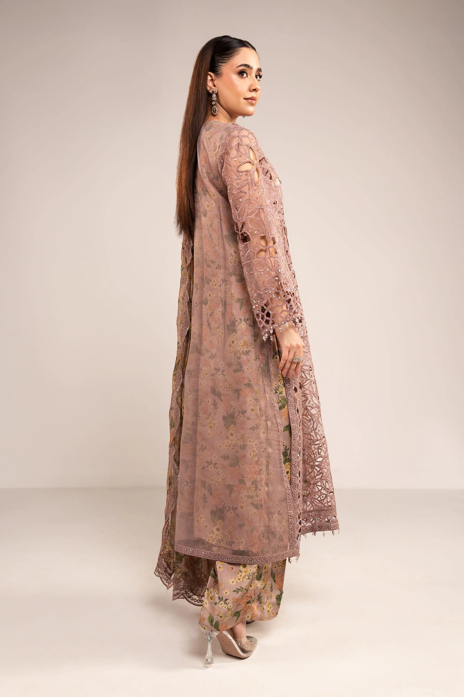 3 Piece Embroidered Organza Suit - Image 8