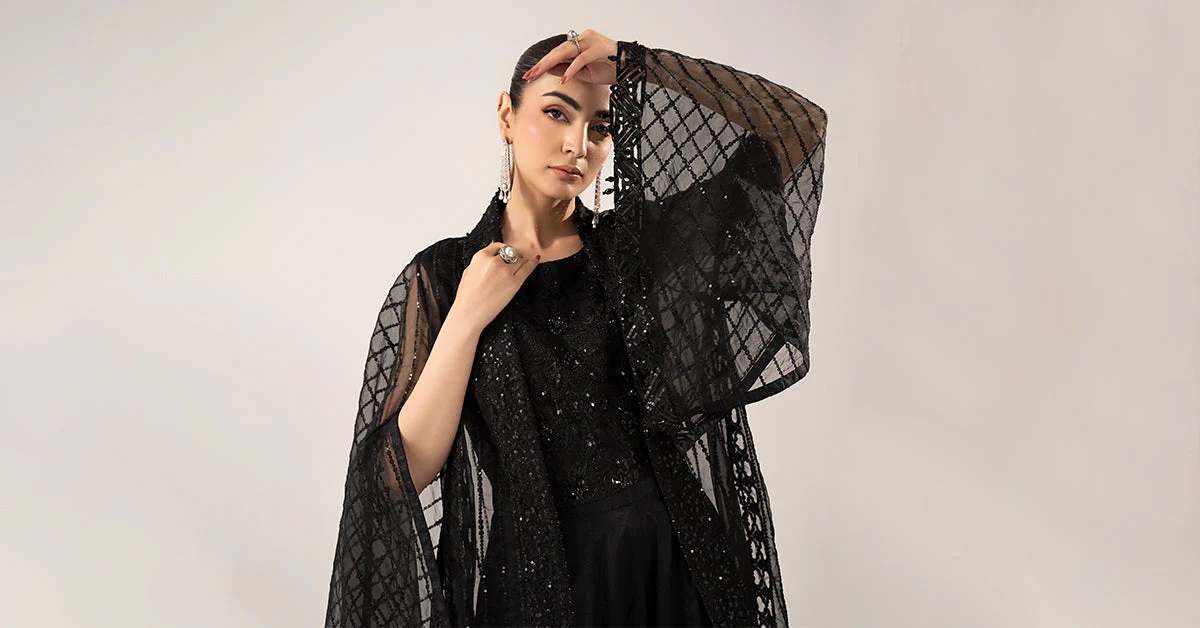 3 Piece Embroidered Organza Suit - Image 7