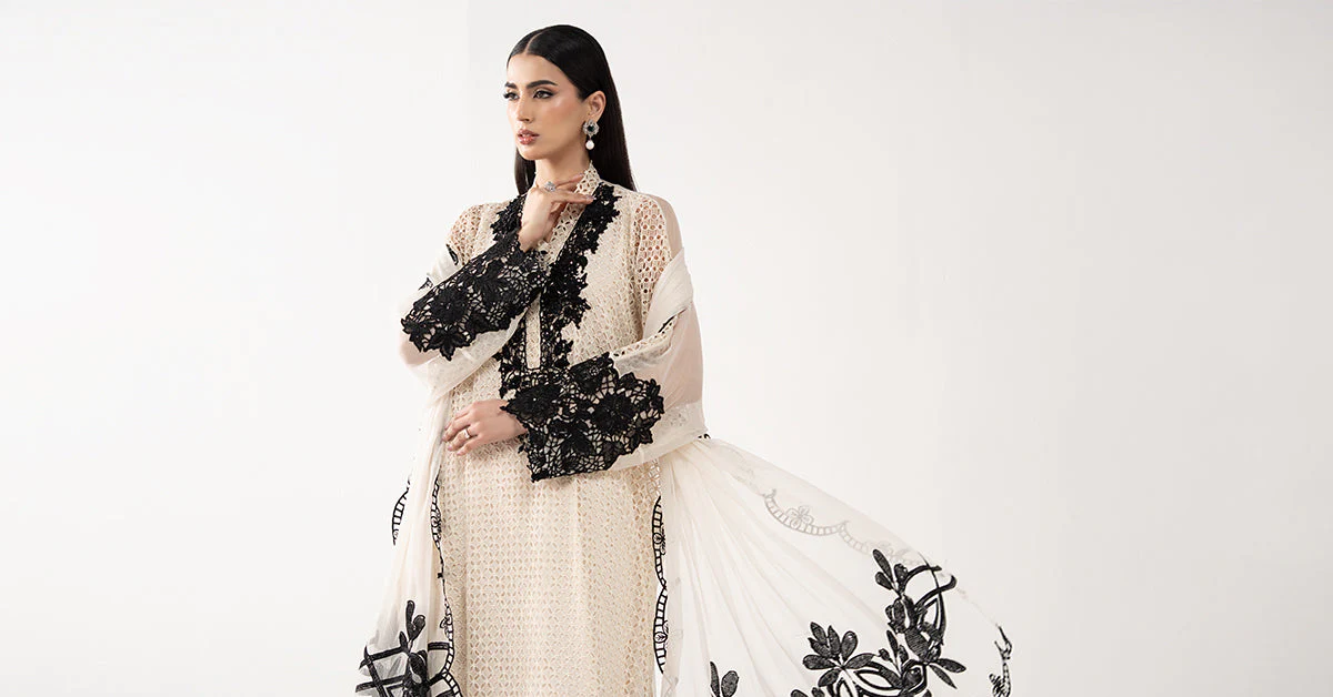 3 Piece Embroidered Chiffon Suit - Image 10