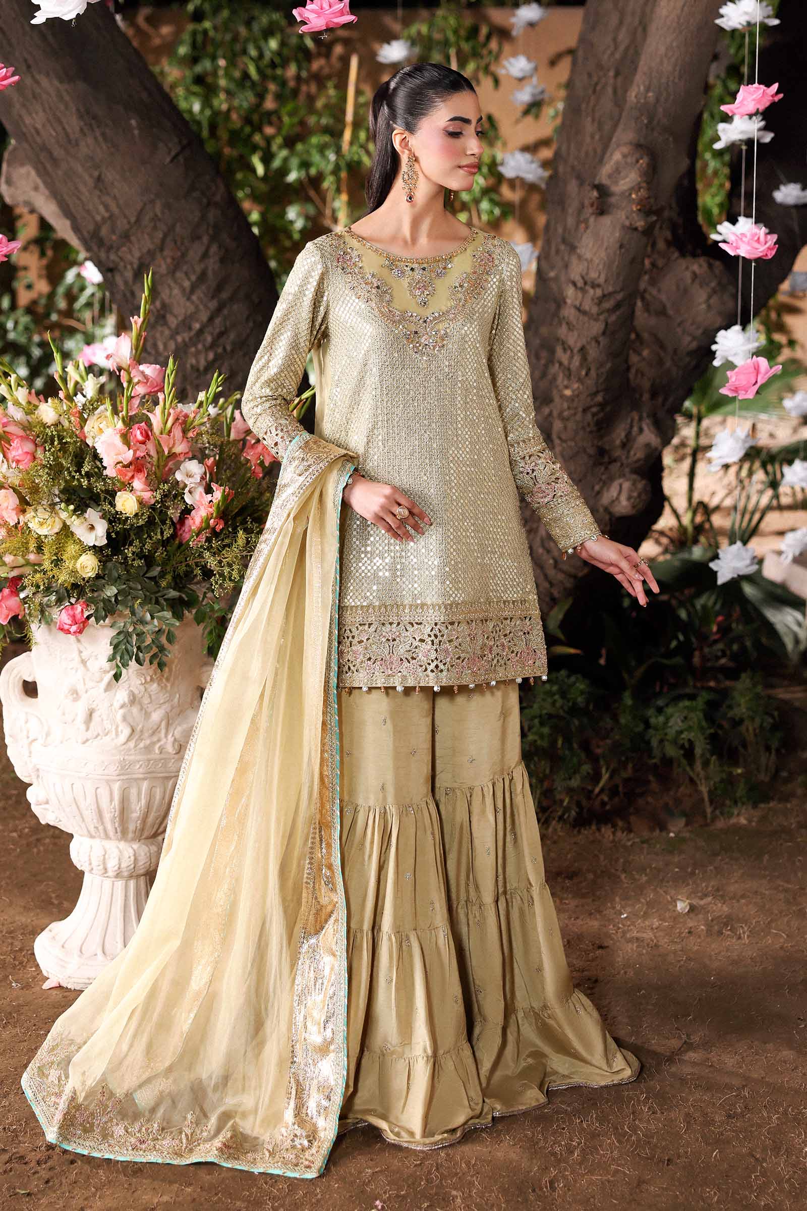 3 Piece Embroidered Chiffon Suit - Image 4