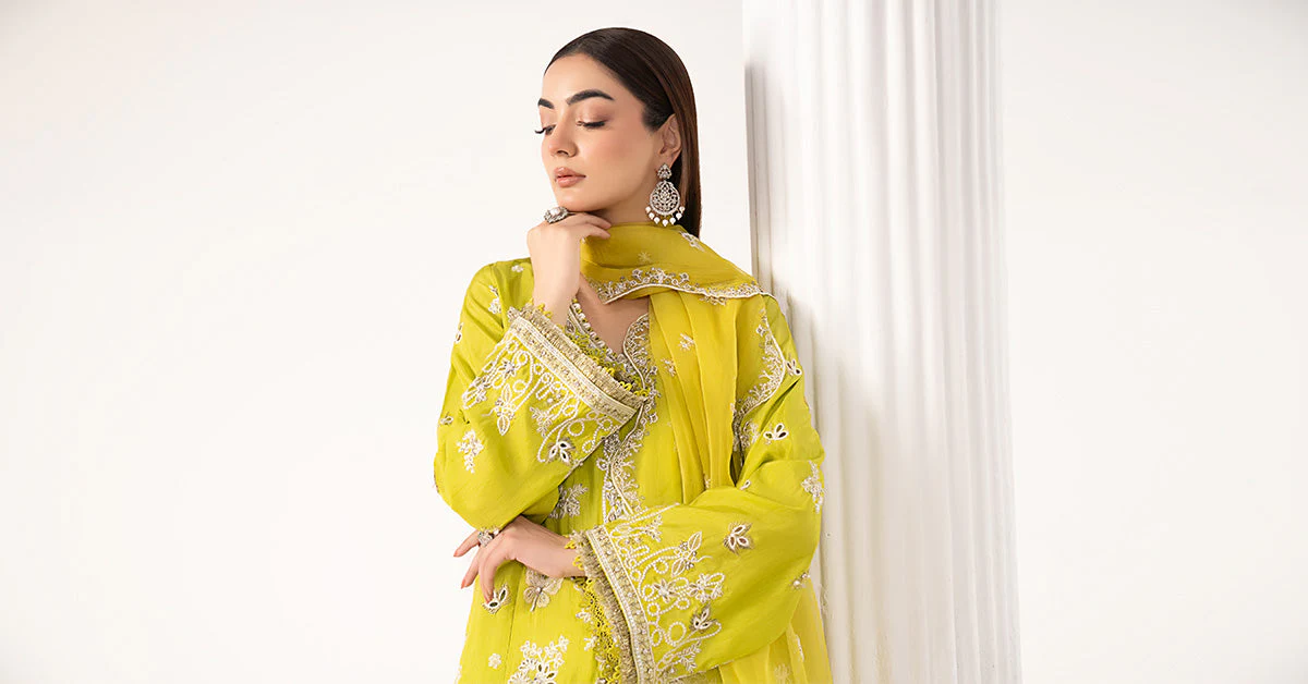 3 Piece Embroidered Raw Silk Suit - Image 9