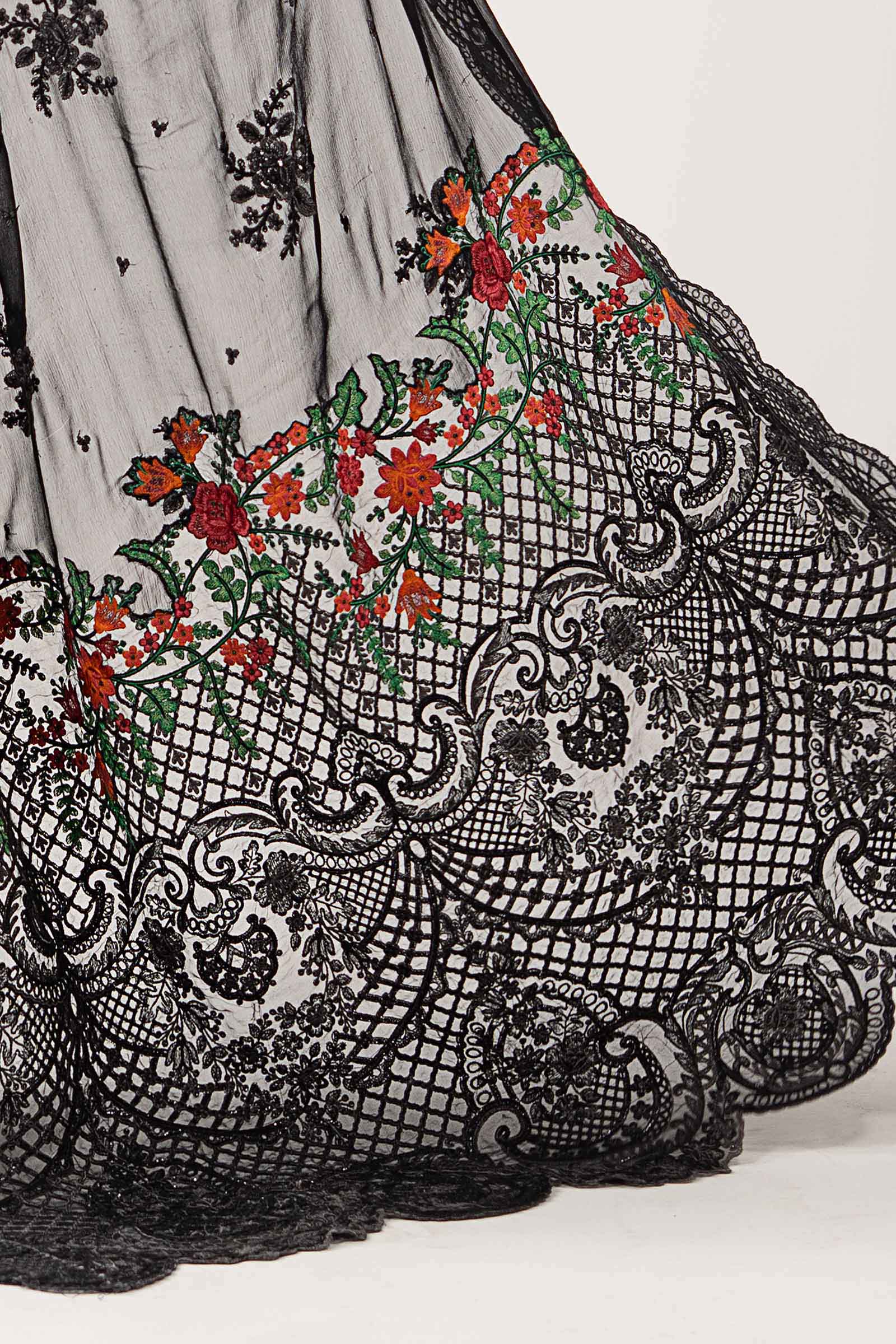 Embroidered Chiffon Saree - Image 7