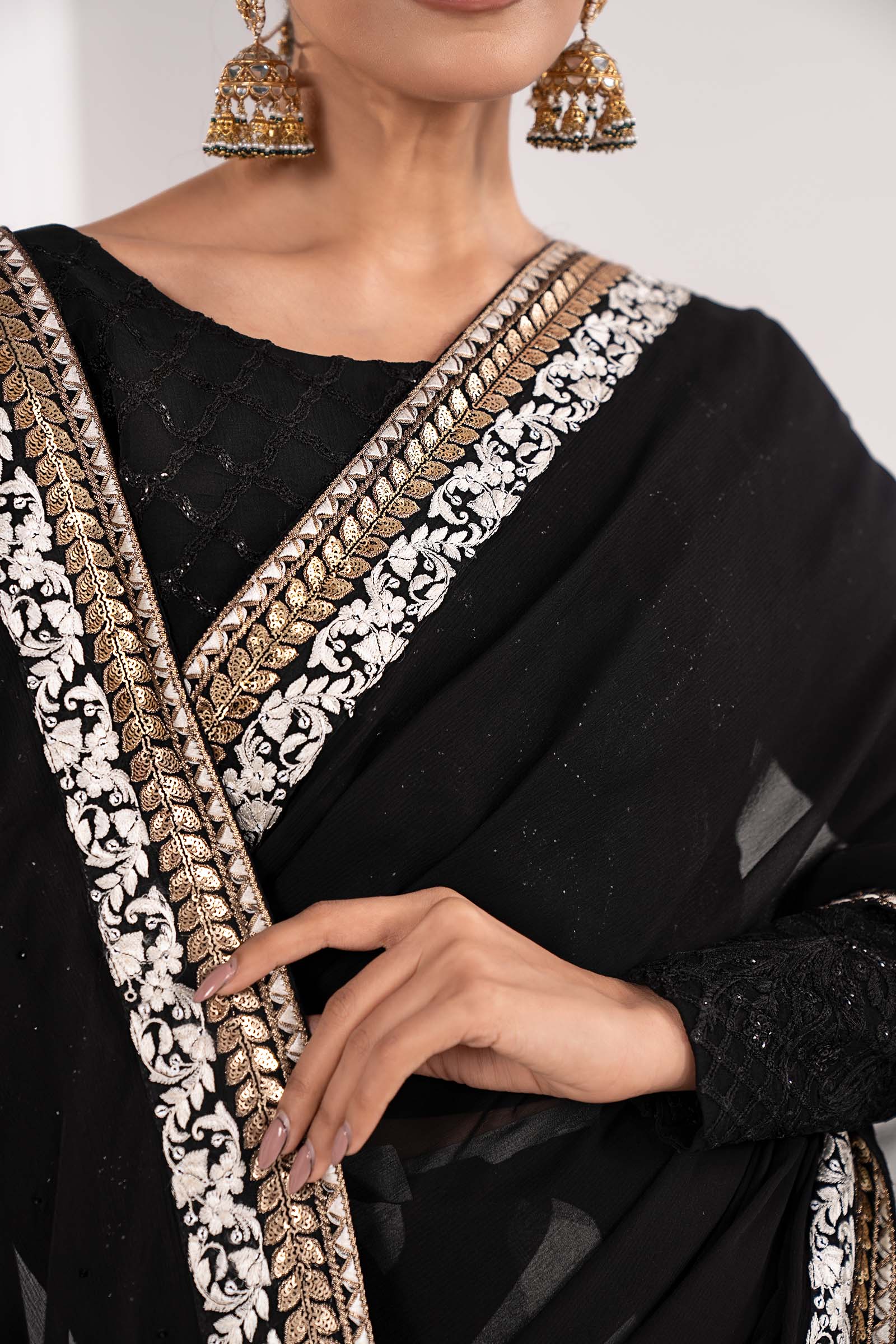 Embroidered Chiffon Saree - Image 6