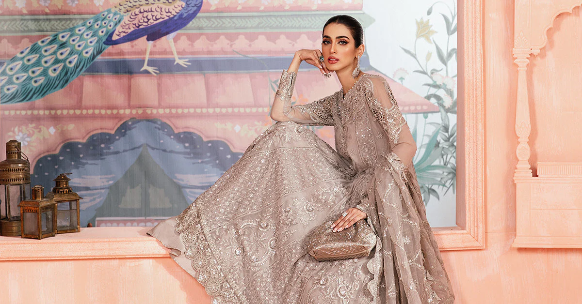 3 Piece Embroidered Net Suit - Image 5