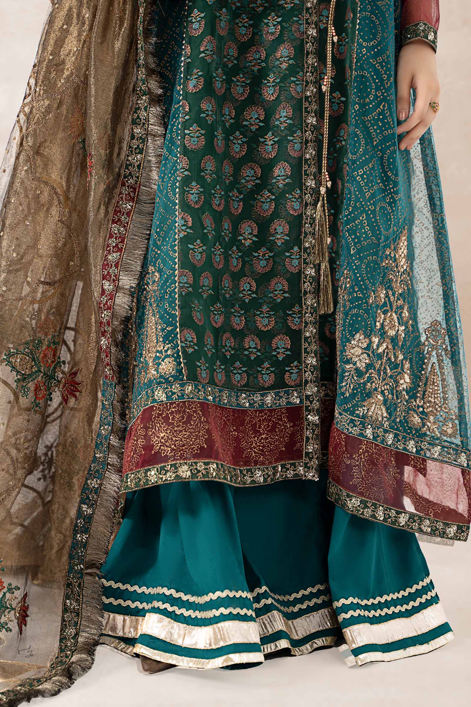 3 Piece Printed Organza Suit - Image 4