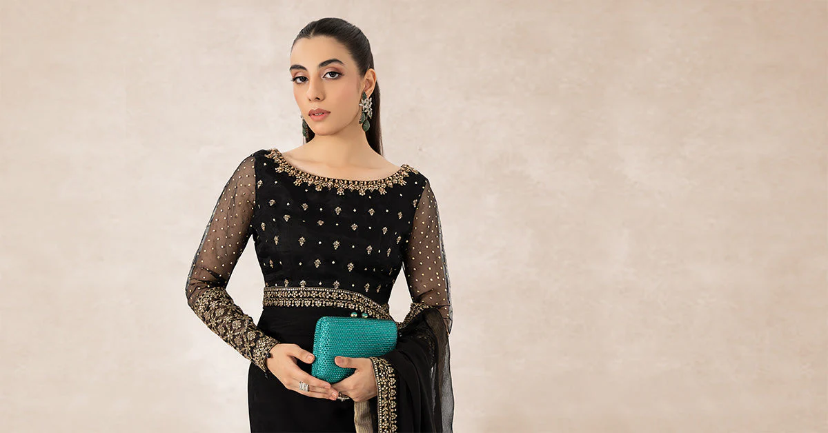 Embroidered Organza Saree - Image 8