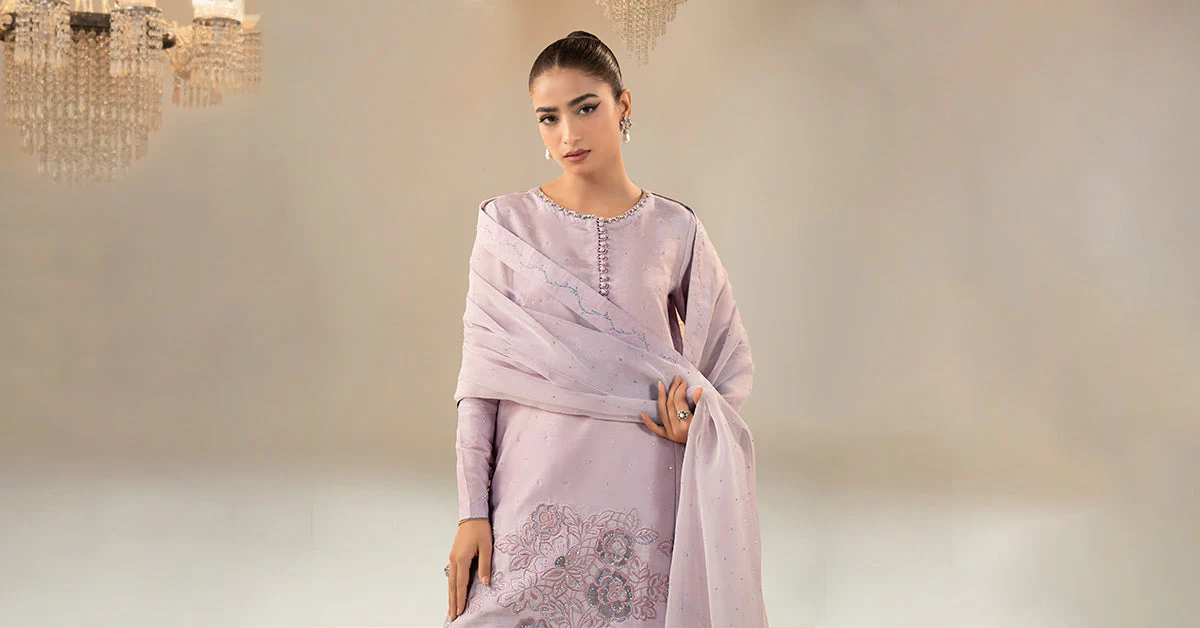 3 Piece Embellished Raw Silk Suit - Image 7