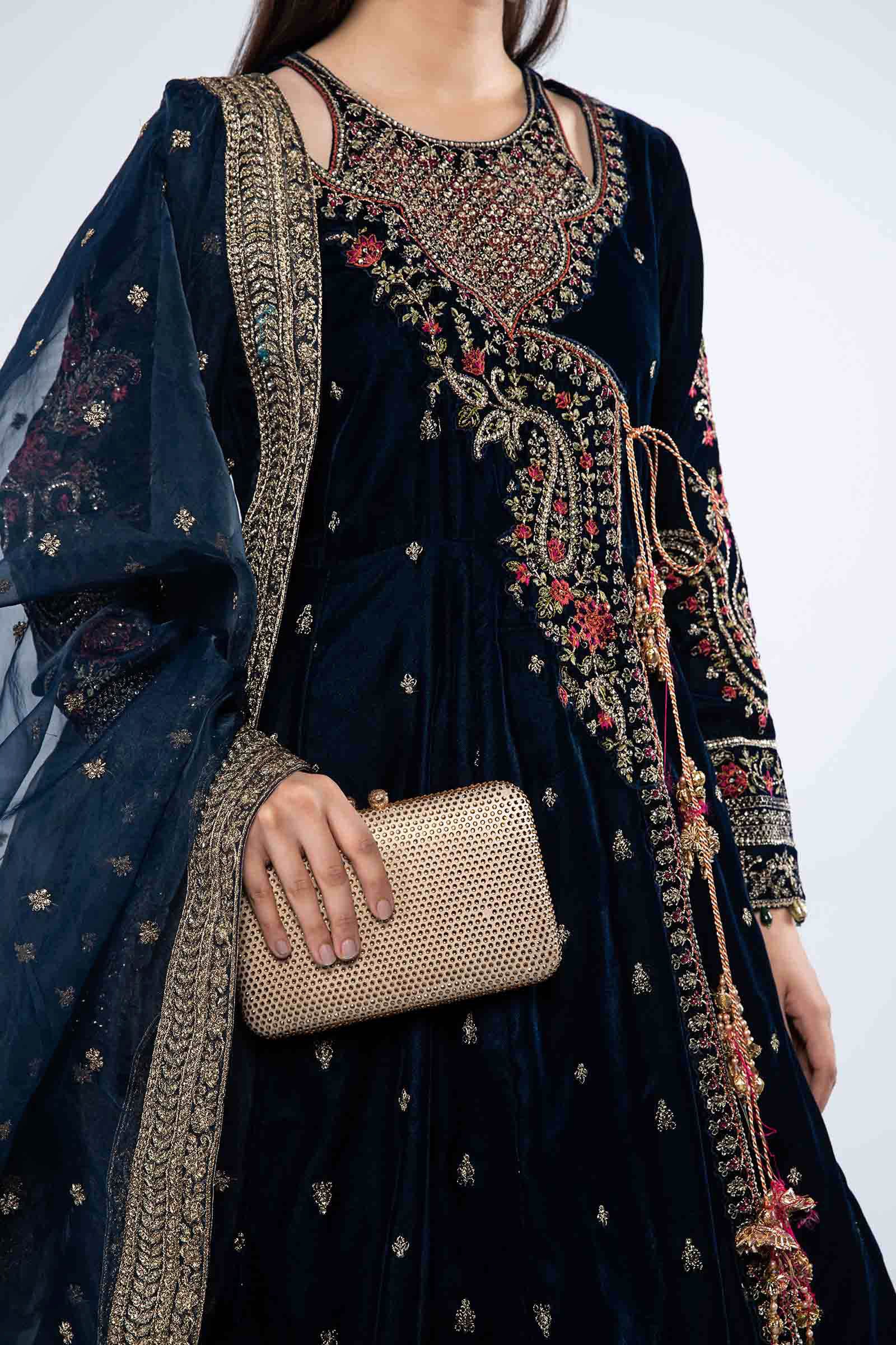 3 Piece Embroidered Velvet Suit - Image 3