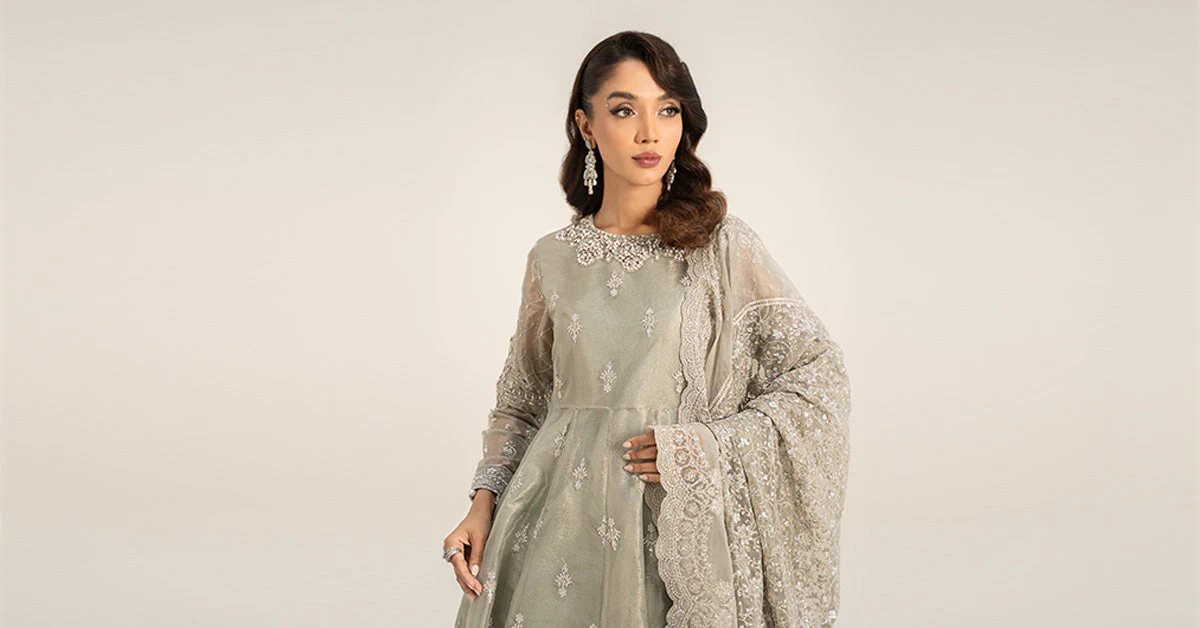 3 Piece Embroidered Tissue Suit - Image 6