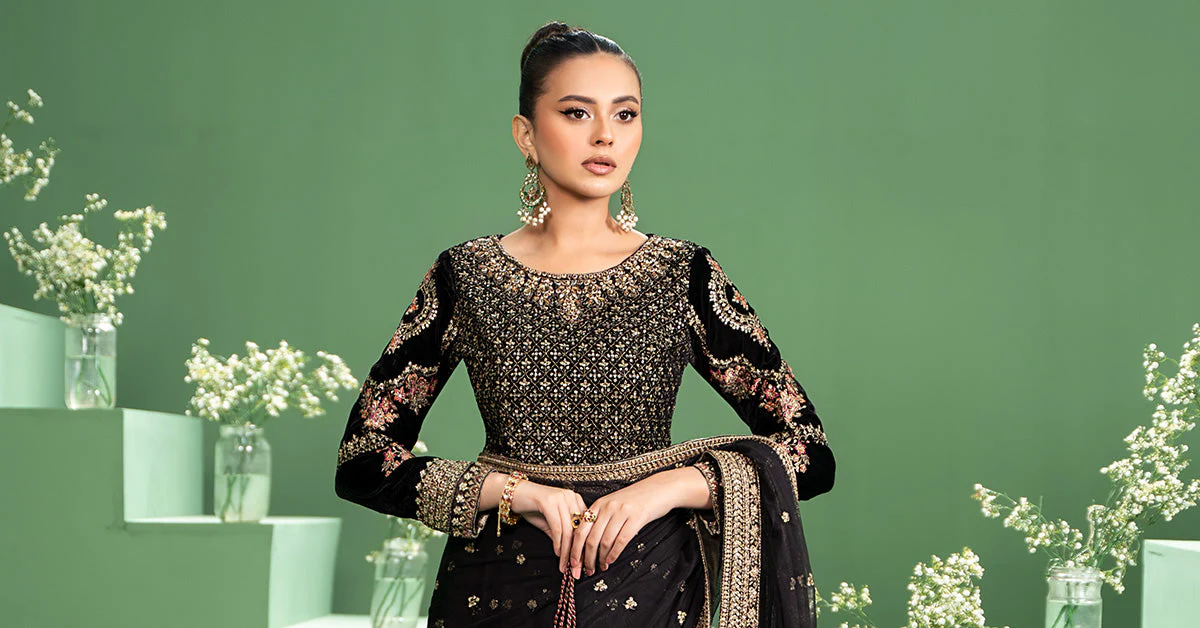 3 Piece Embroidered Net Saree - Image 7