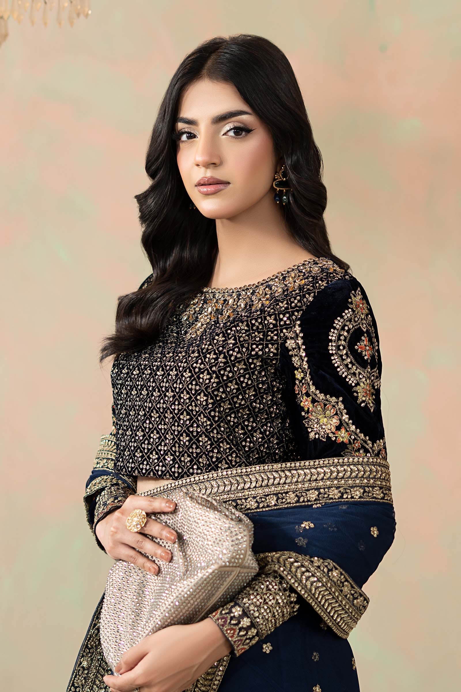 Embroidered Net Saree - Image 3