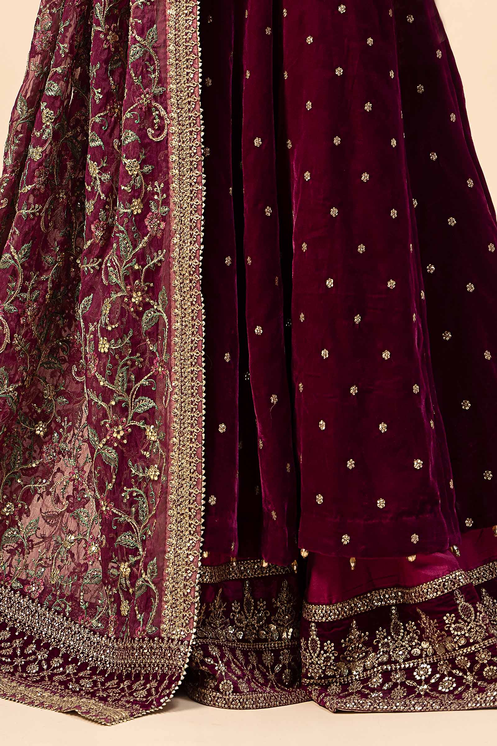 3 Piece Embroidered Velvet Suit - Image 8