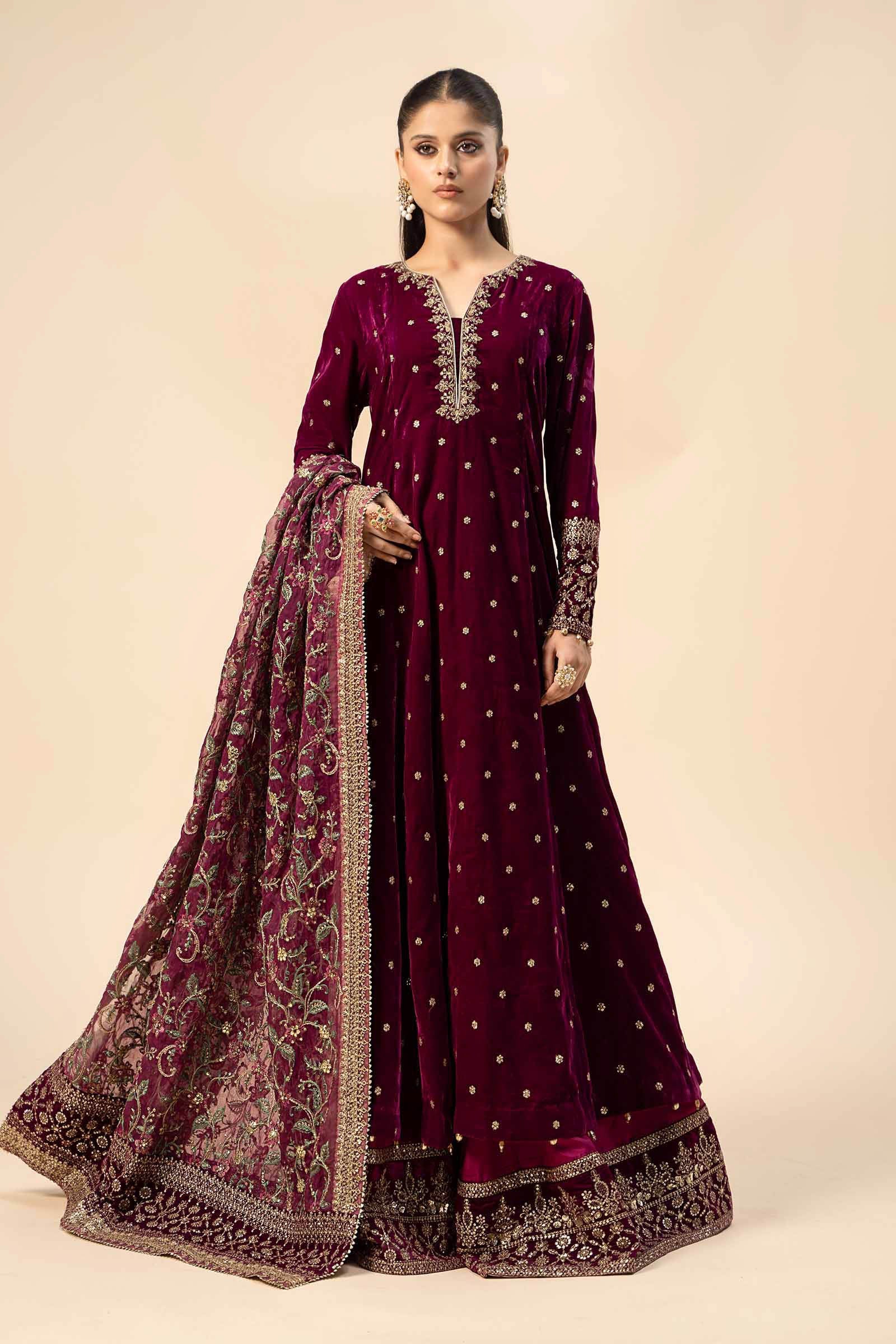 3 Piece Embroidered Velvet Suit - Image 9
