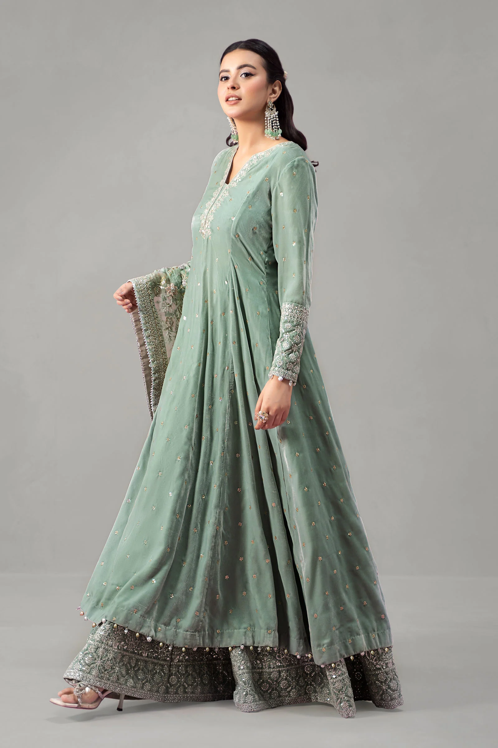 3 Piece Embroidered Velvet Suit - Image 5