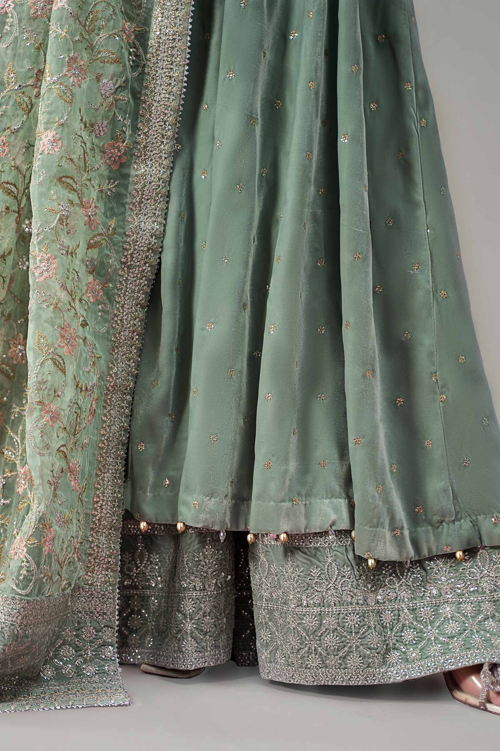 3 Piece Embroidered Velvet Suit - Image 6