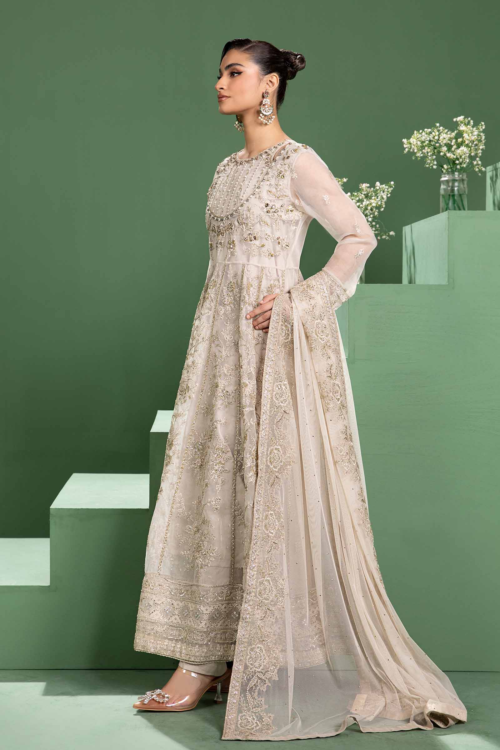 3 Piece Embroidered Organza Suit - Image 4