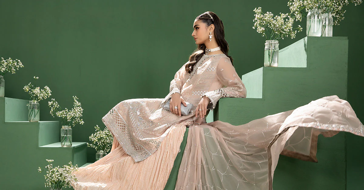 3 Piece Embroidered Organza Suit - Image 5