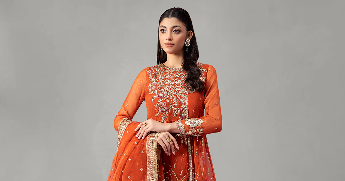 3 Piece Embroidered Organza Suit - Image 6