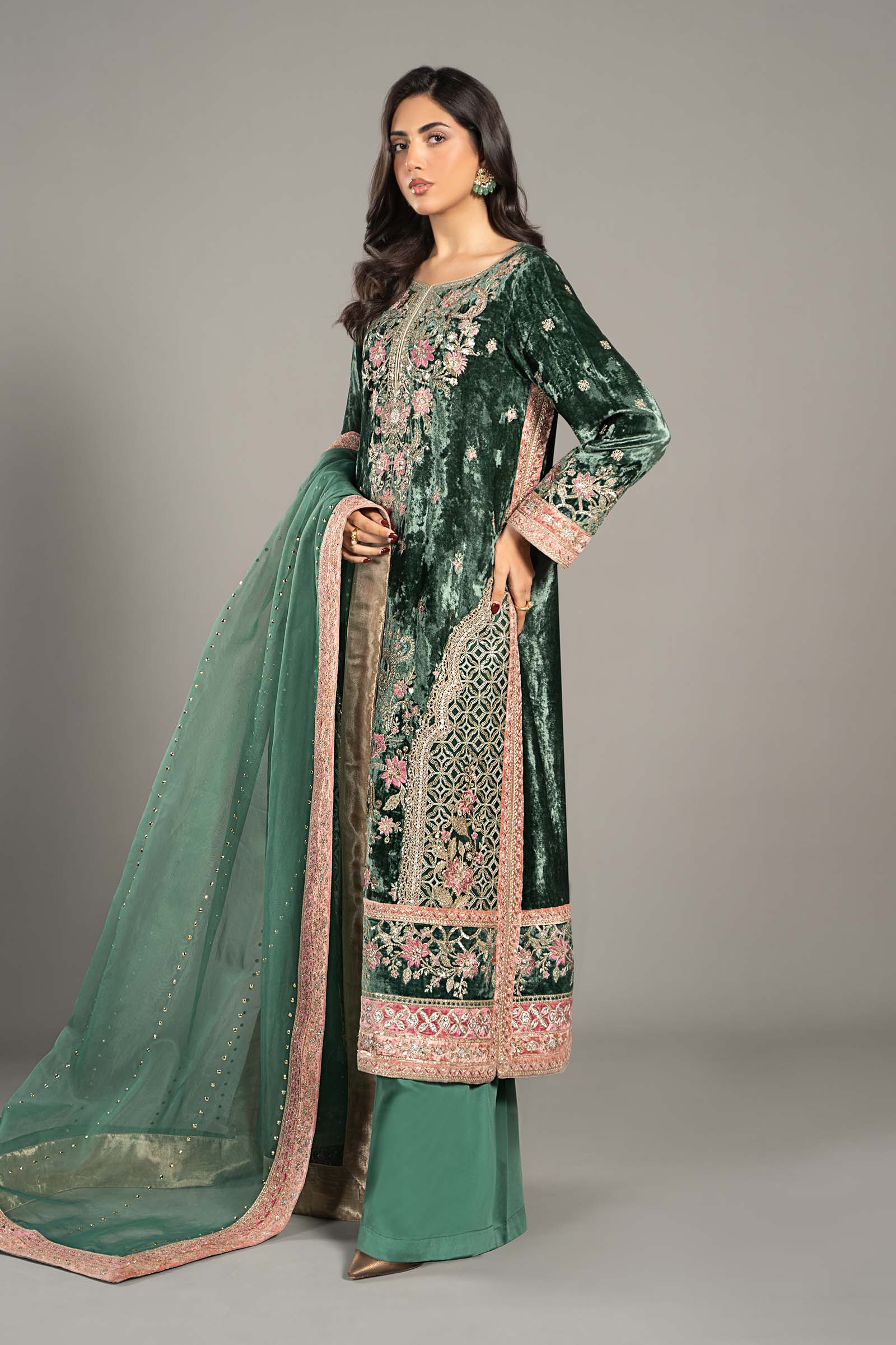 3 Piece Embroidered Velvet Suit - Image 3