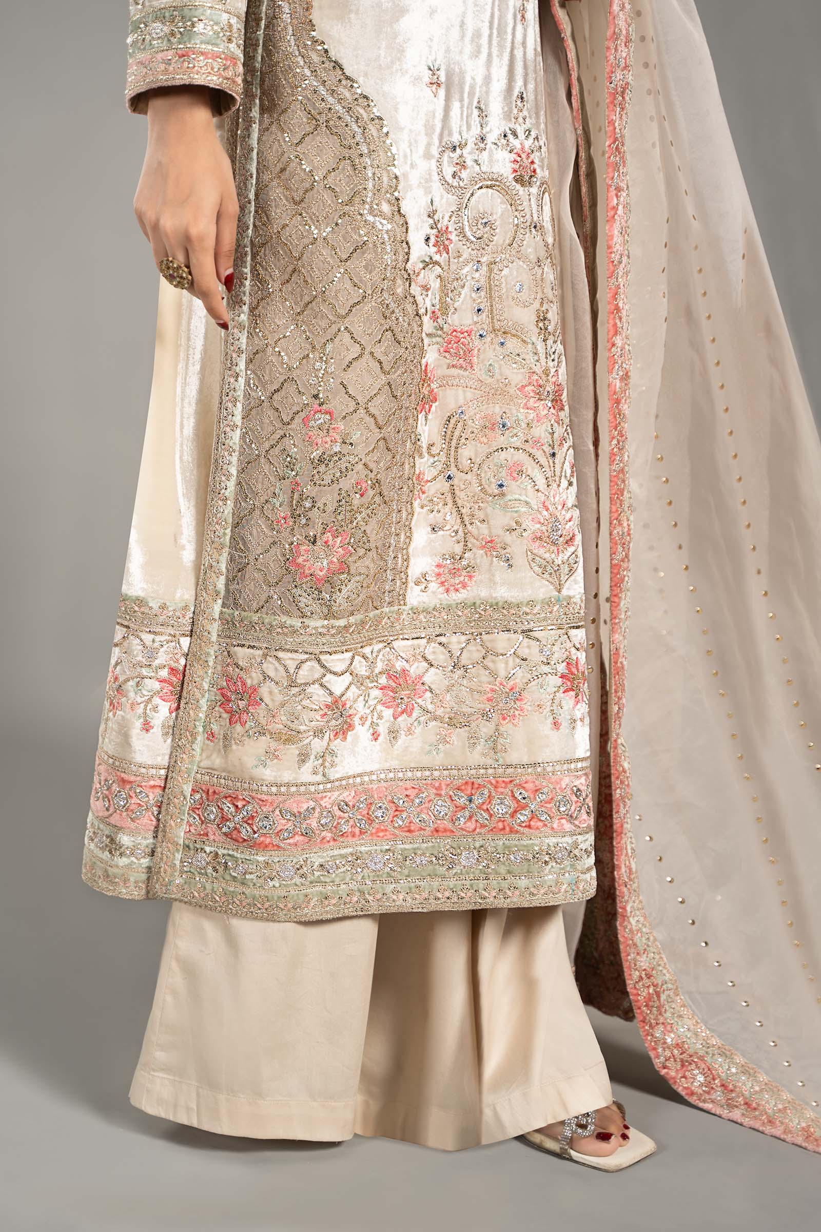3 Piece Embroidered Velvet Suit - Image 5