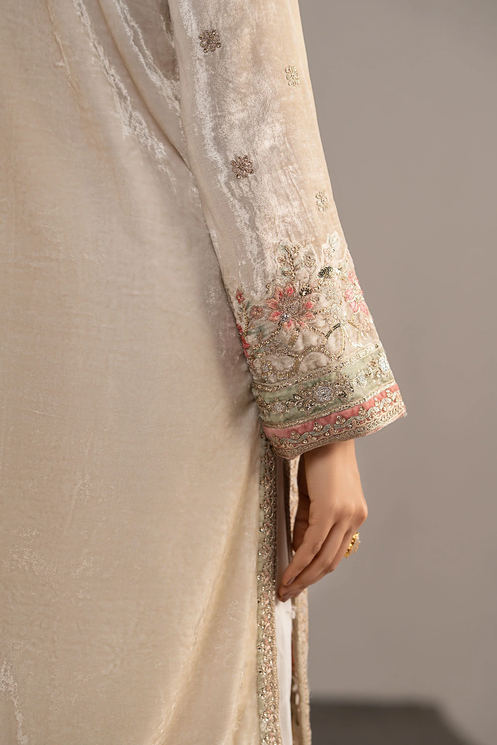 3 Piece Embroidered Velvet Suit - Image 4