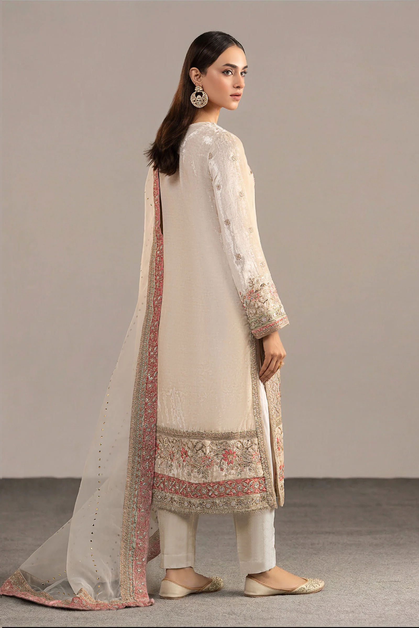 3 Piece Embroidered Velvet Suit - Image 7