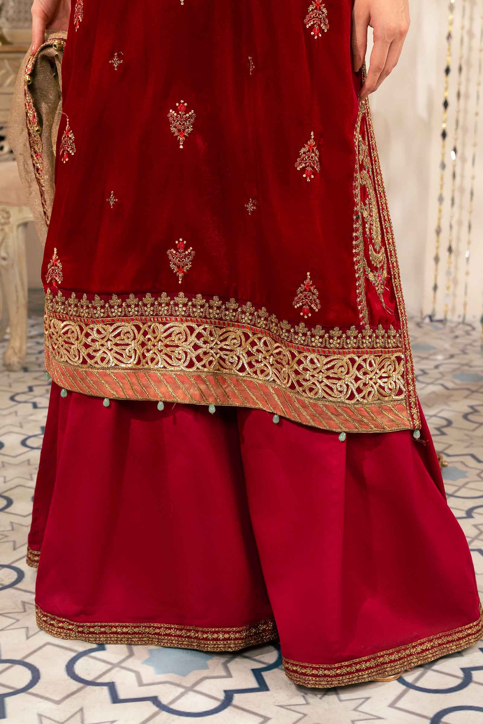 3 Piece Embroidered Velvet Suit - Image 6