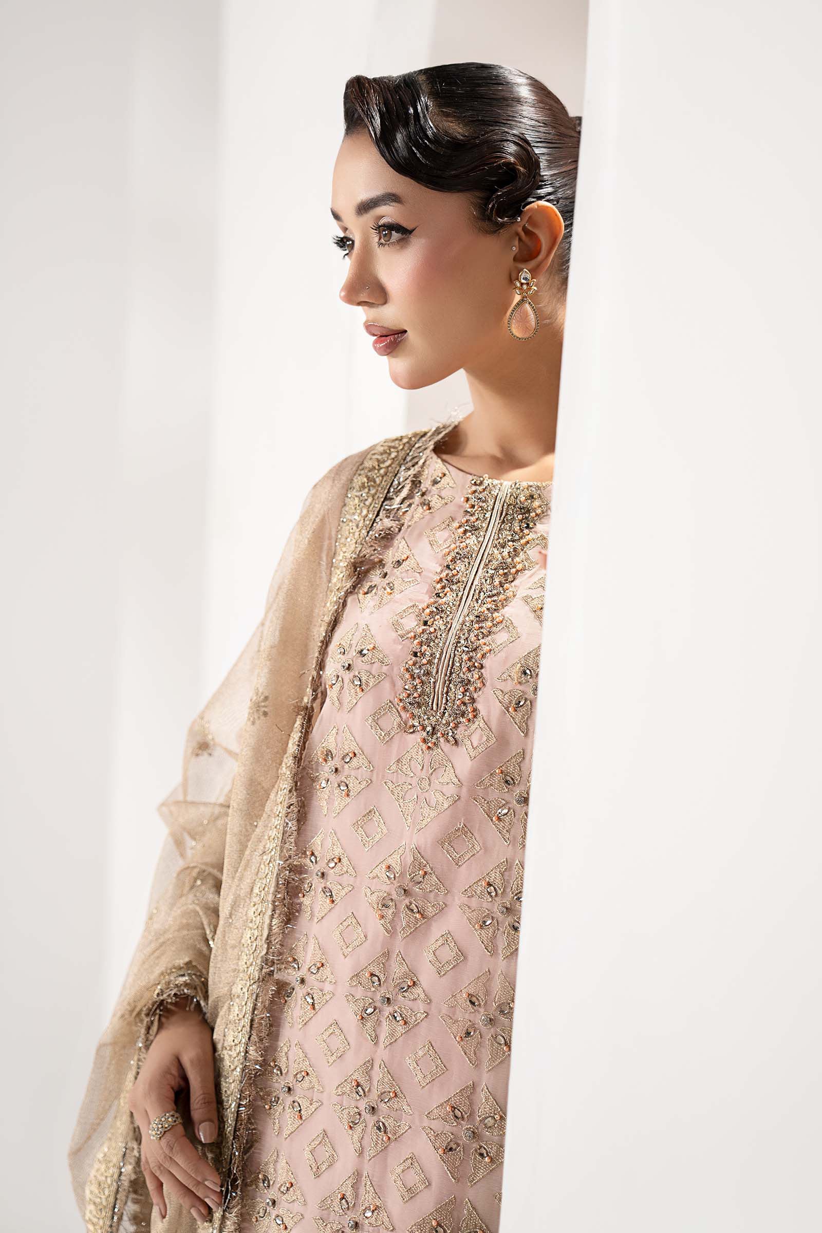 3 Piece Embroidered Organza Suit - Image 2