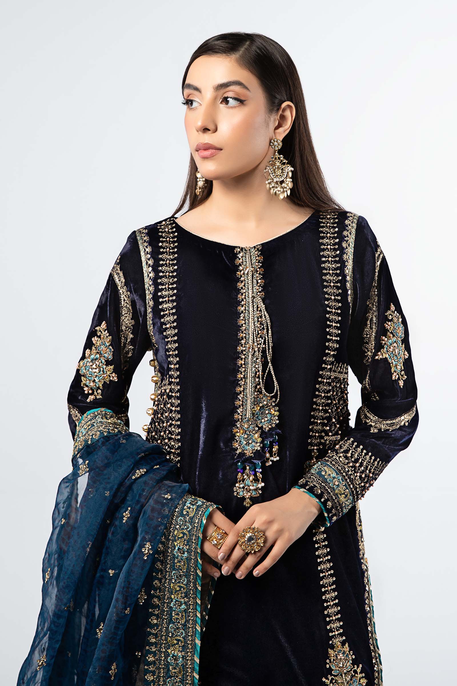 3 Piece Embroidered Velvet Suit - Image 2