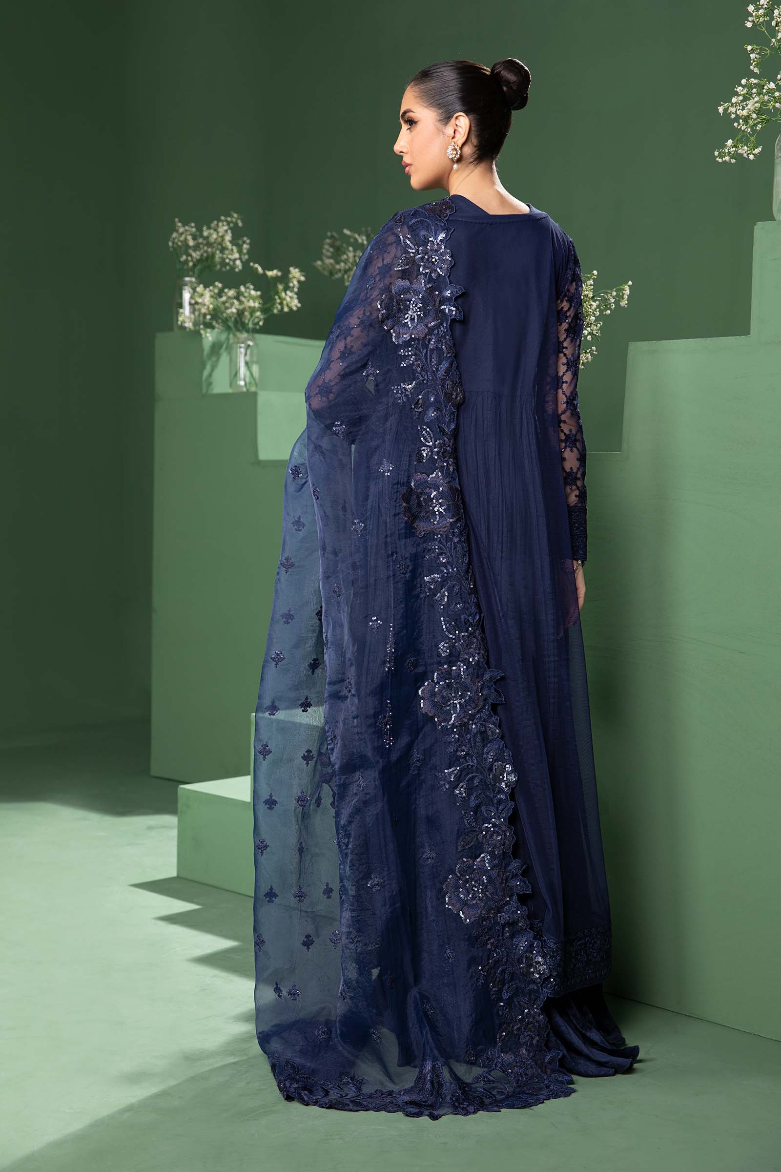 3 Piece Embroidered Net Suit - Image 5