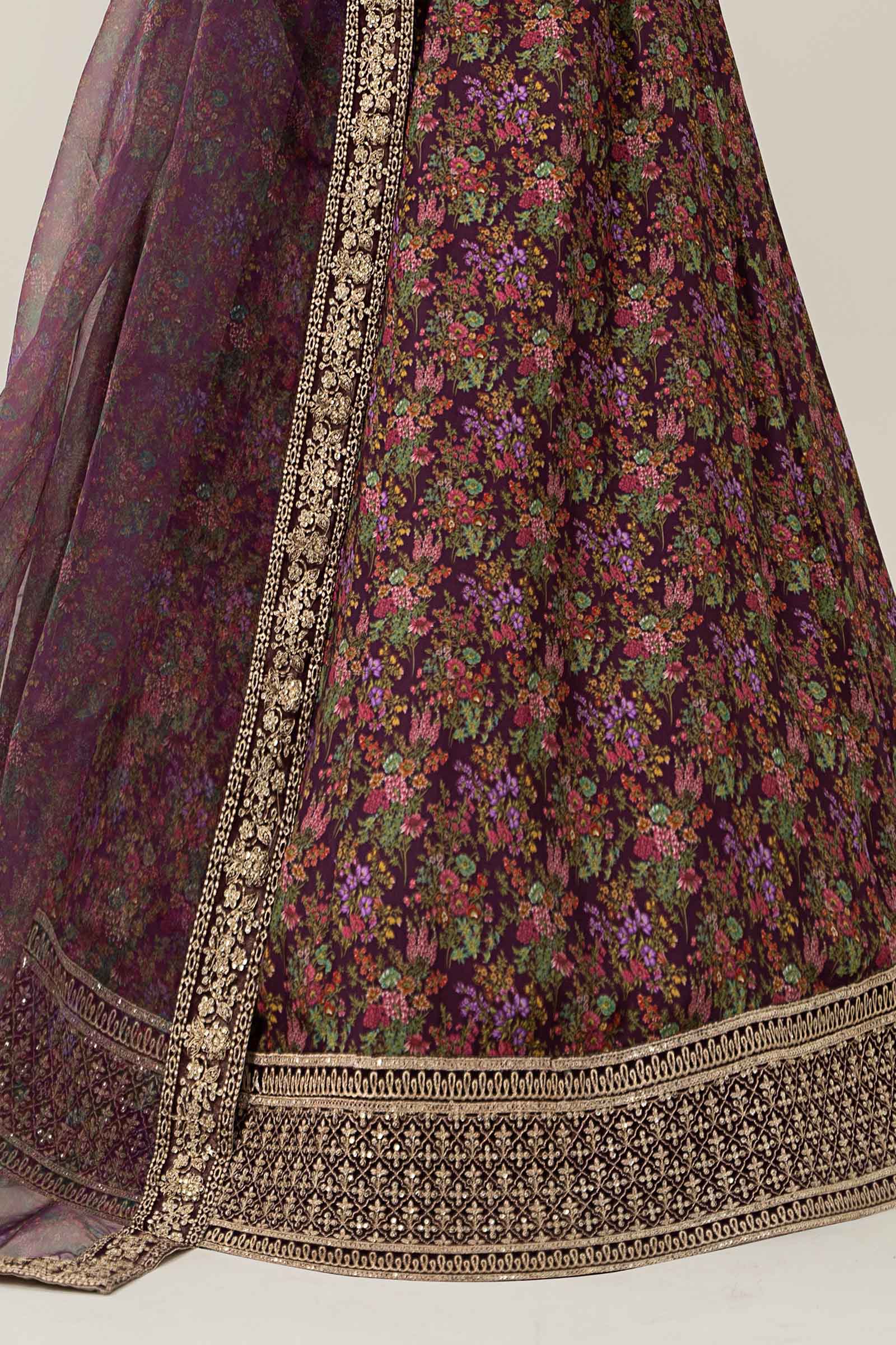 3 Piece Embroidered Velvet Suit - Image 4