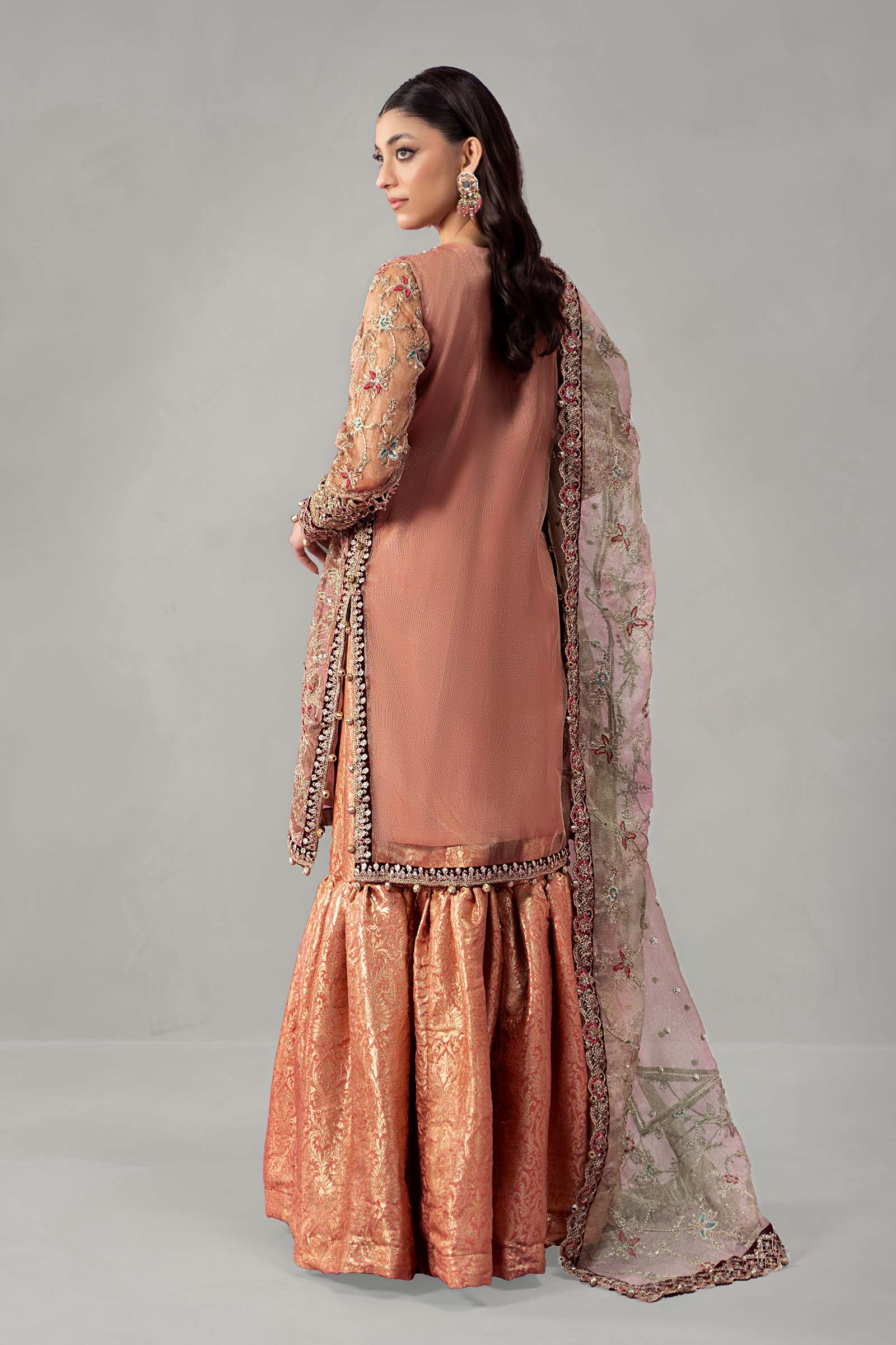 3 Piece Embroidered Zari Net Suit - Image 5