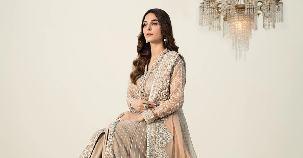 3 Piece Embroidered Organza Suit - Image 7