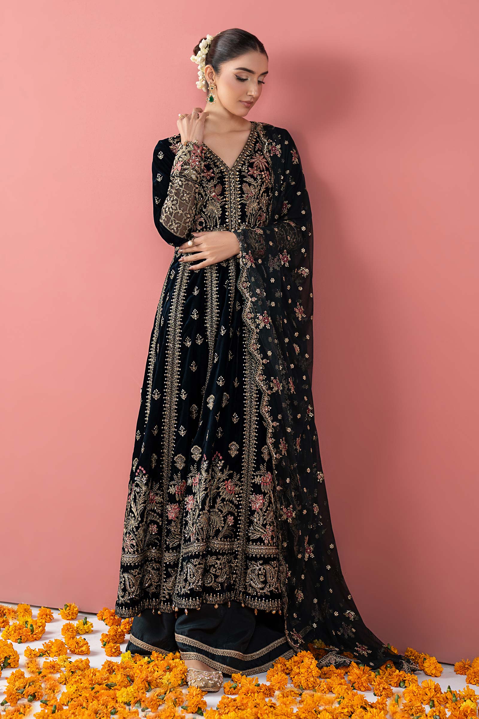 3 Piece Embroidered Velvet Suit - Image 3