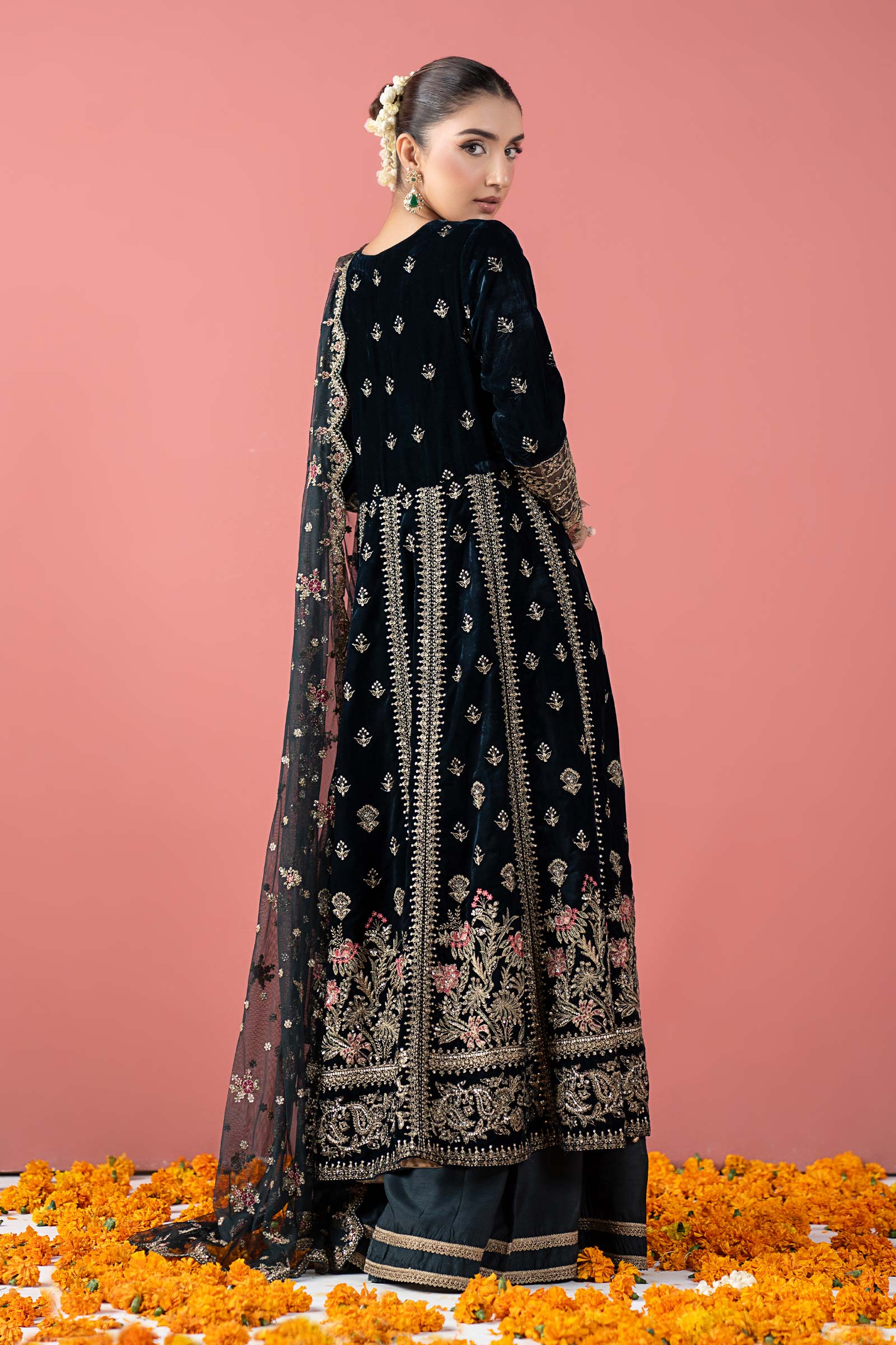 3 Piece Embroidered Velvet Suit - Image 8