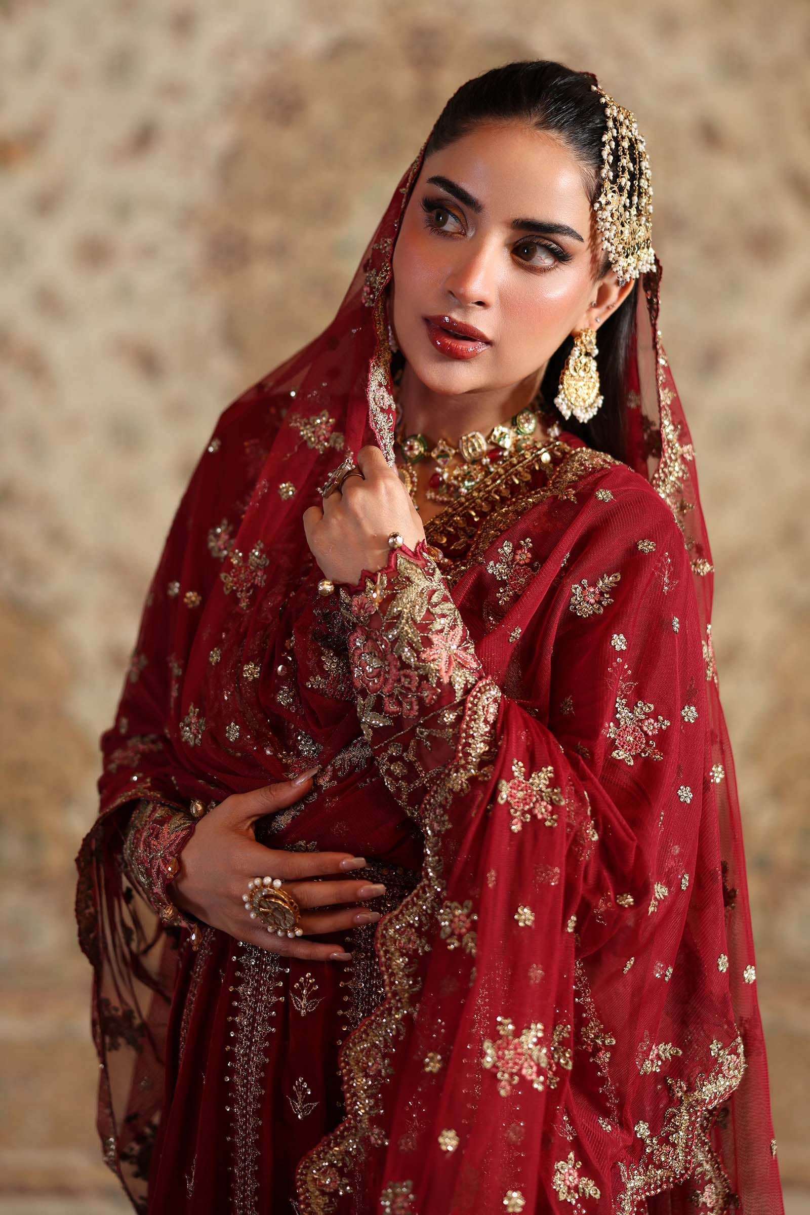 3 Piece Embroidered Velvet Suit - Image 3
